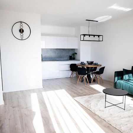 Downtown28 Apartment Попрад Екстер'єр фото